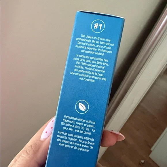 skin smoothing cream moisturizer - Picture 3 of 3